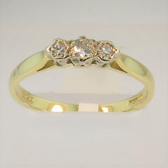 18ct Yellow Gold Three Stone Diamond Ring