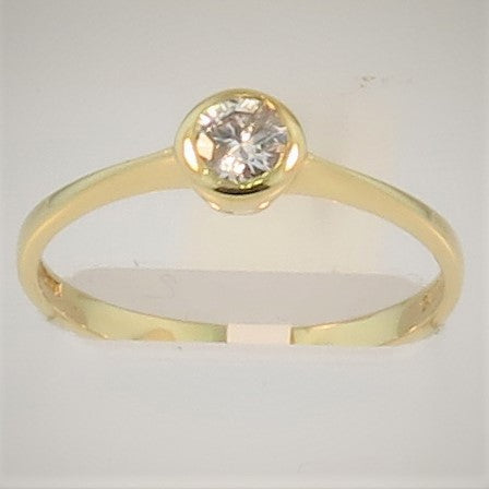 18ct Gold Solitaire Diamond RIng