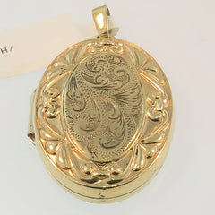 Yellow Gold Engraved Oval Locket