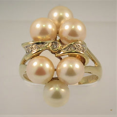 9ct Gold Pearl & Diamond Ring