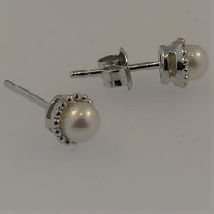 Silver Pearl Ear Studs
