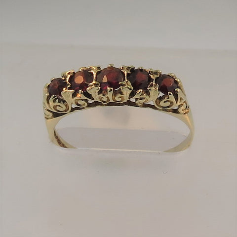 9ct Gold Garnet Ring